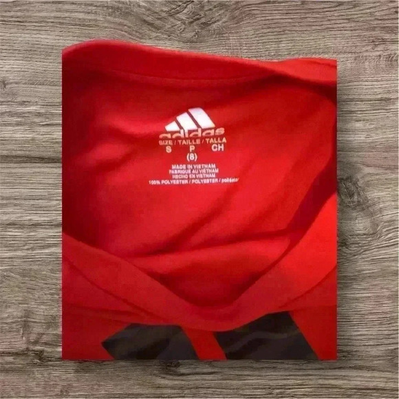 NWOT Adidas Drifit Tshirt  boys ❤️ - Picture 2 of 2